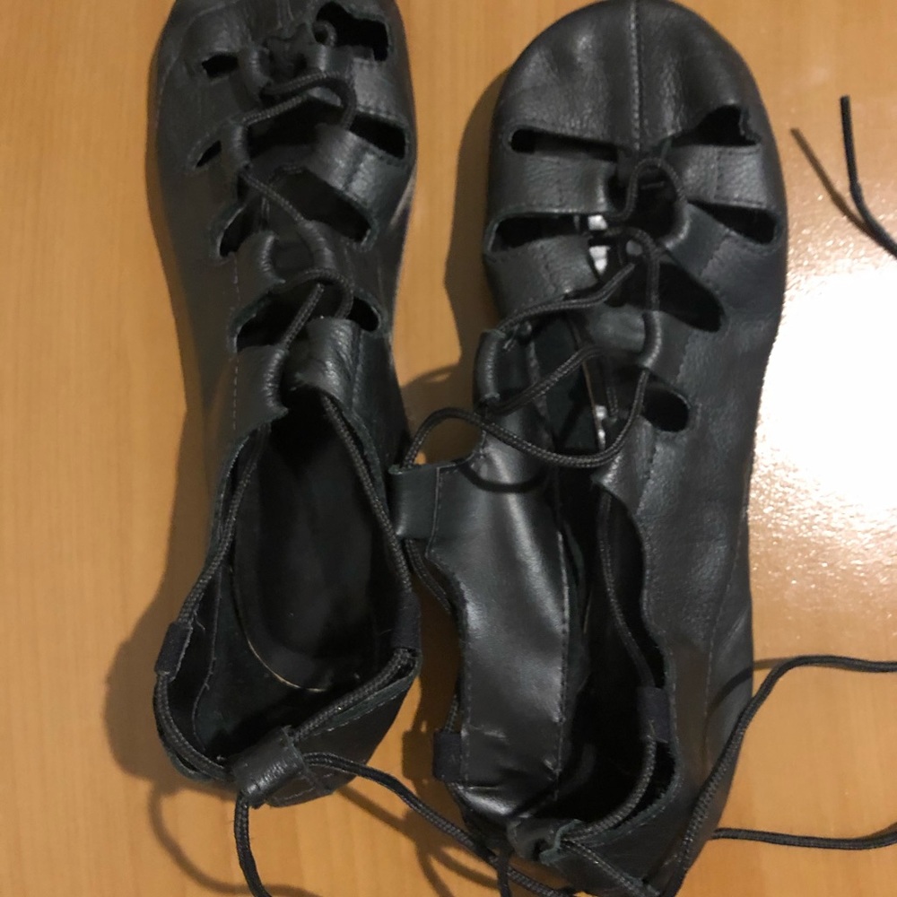 Irish dance ghillies/soft shoes